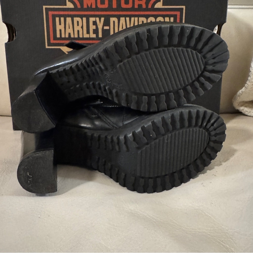 Harley-Davidson High Heeled Ankle Boots! Black with Silver Rhinestones. - Picture 8 of 9